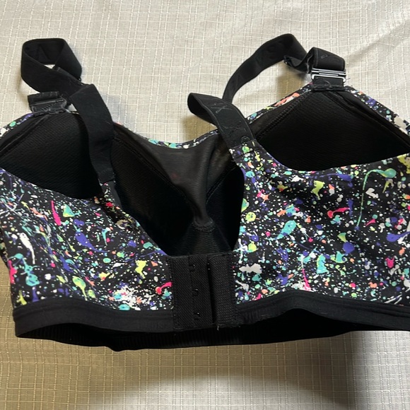 VSX Black Bra with Modern Artistic Flair - Picture 2 of 7